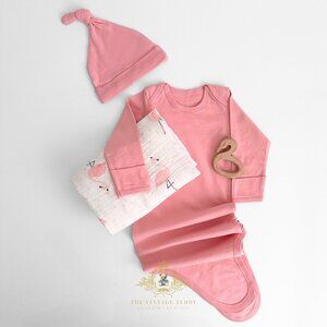 NWT Cute Baby Gift Set Pajamas Bag Blanket Wooden Toy Pretty in Pink Flamingos